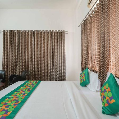 Treebo Pappilon Palace - Pvs Circle Mangaluru Exterior foto